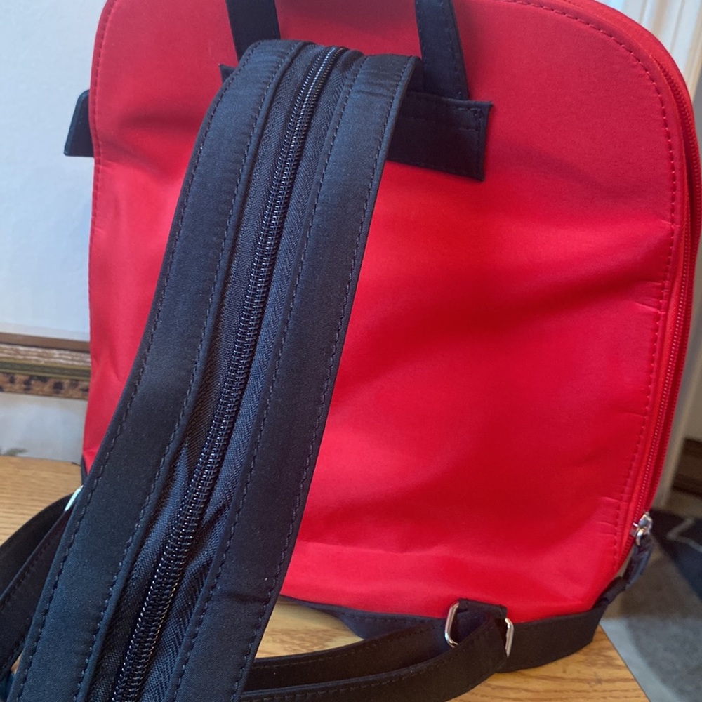 Uga Small Backpack - image 3